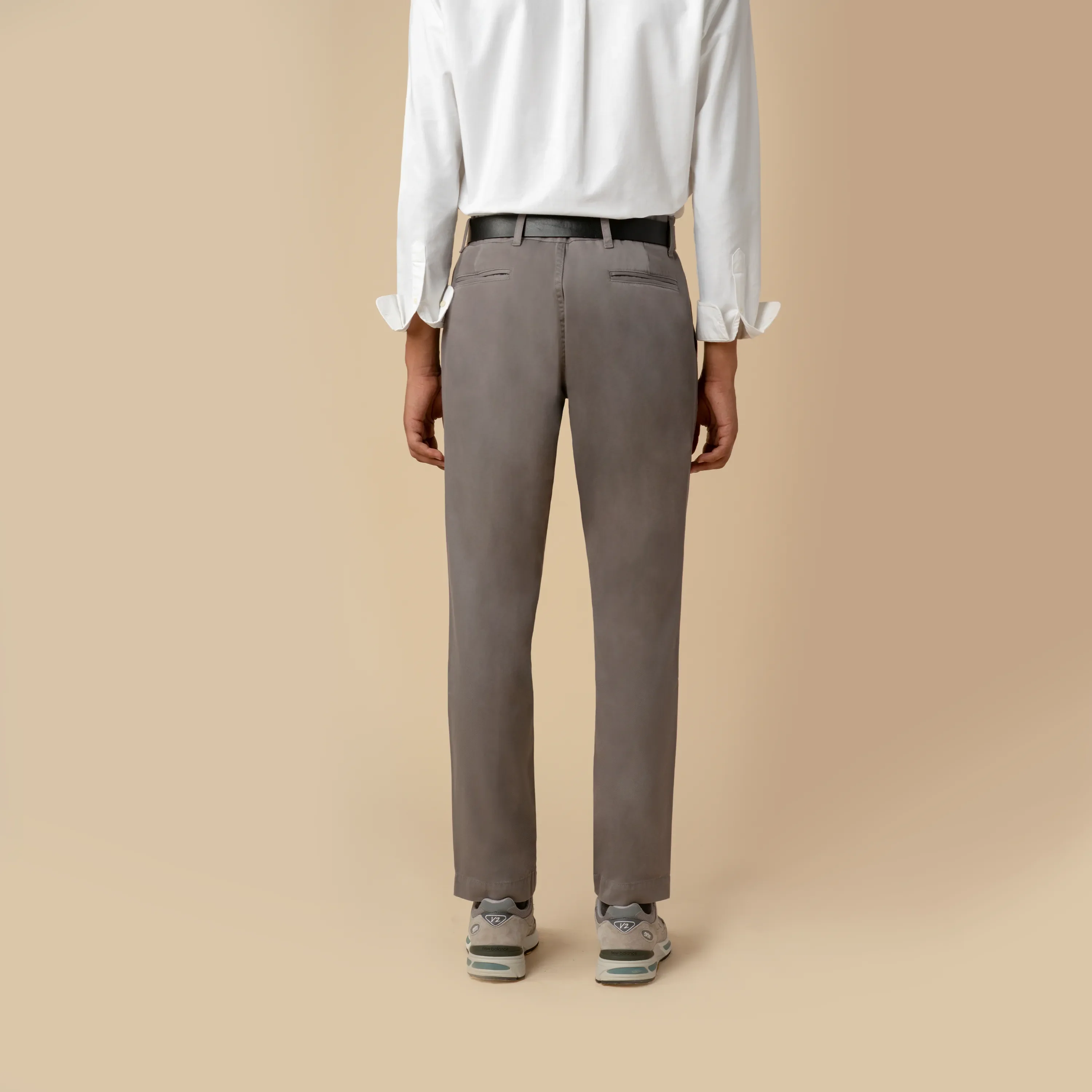 CHINOS - Image 3