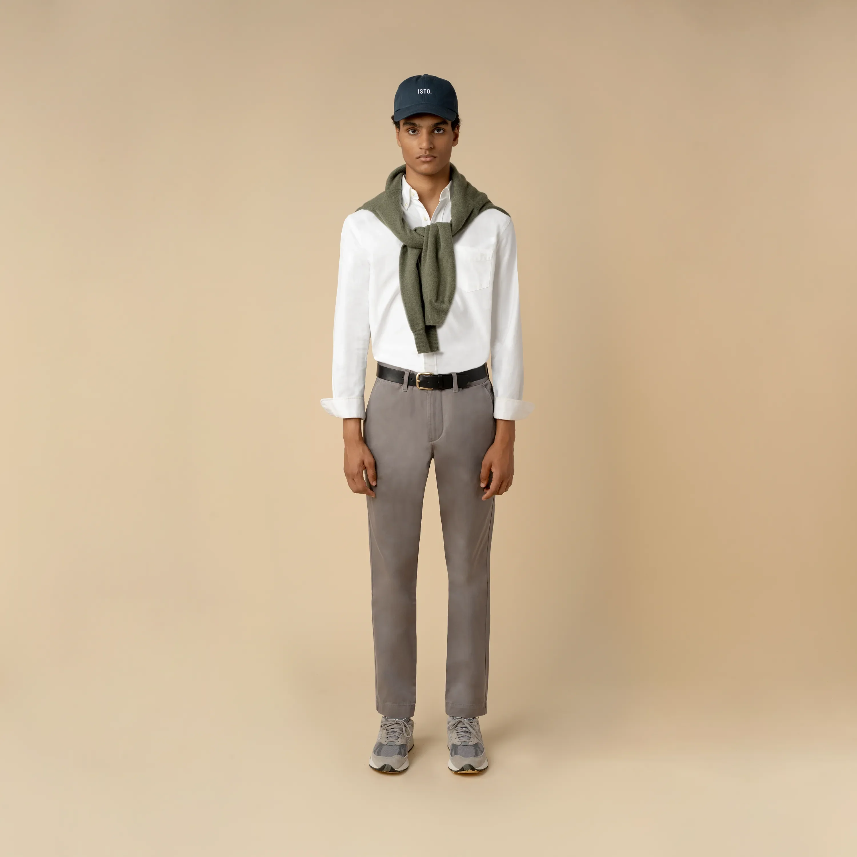 CHINOS - Image 4