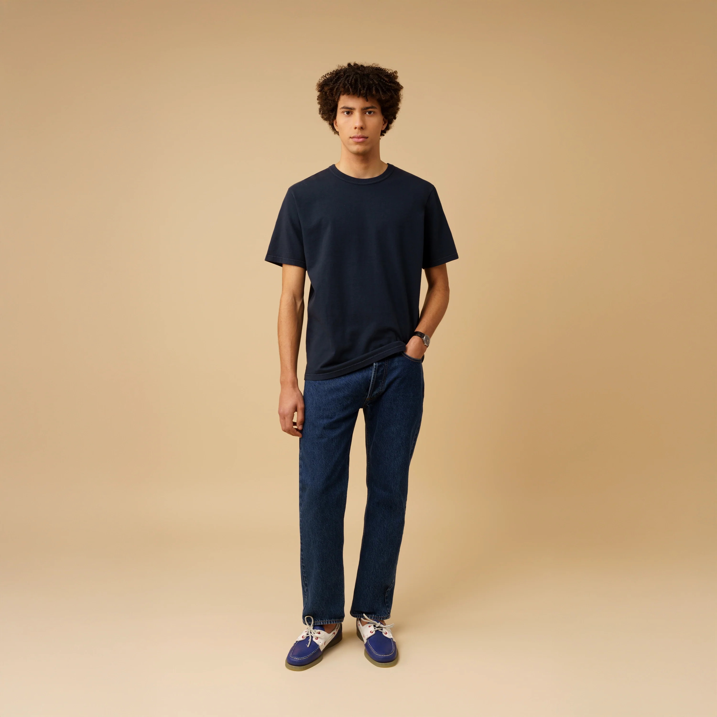 HEAVYWEIGHT T-SHIRT - Image 12