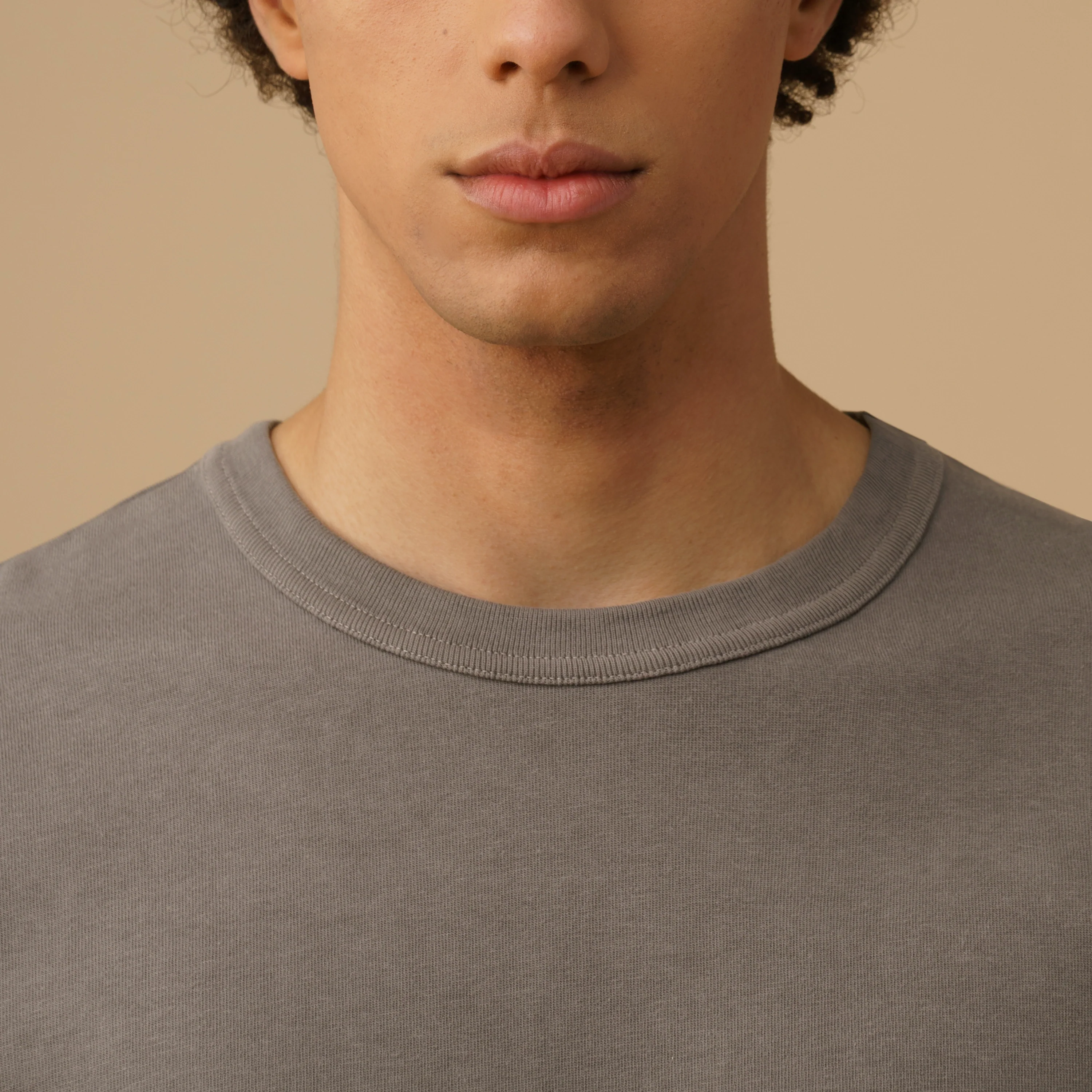 HEAVYWEIGHT T-SHIRT - Image 4